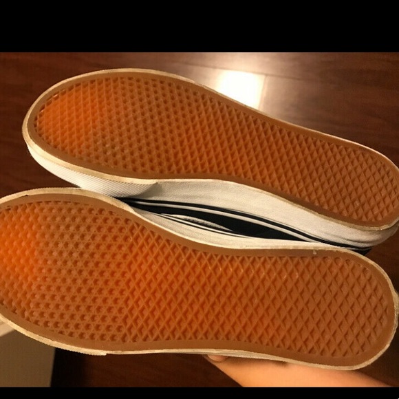 Navy Vans sk8 hi tops - Picture 3 of 3